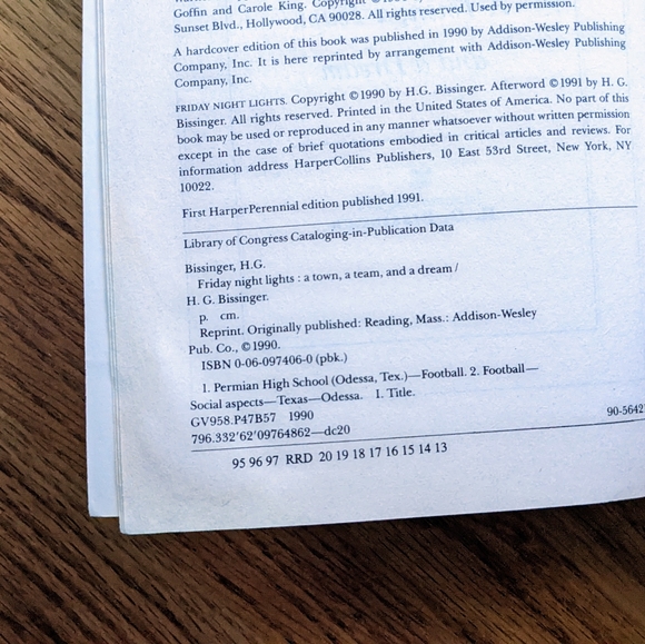 Friday Night Lights: A Town, A Team, And A Dream Book - Picture 4 of 5